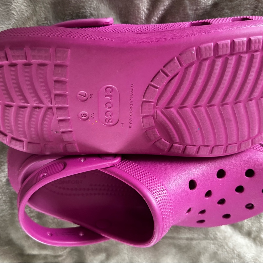 Crocs Women’s Classic Platform Clog - Pink - Picture 4 of 5